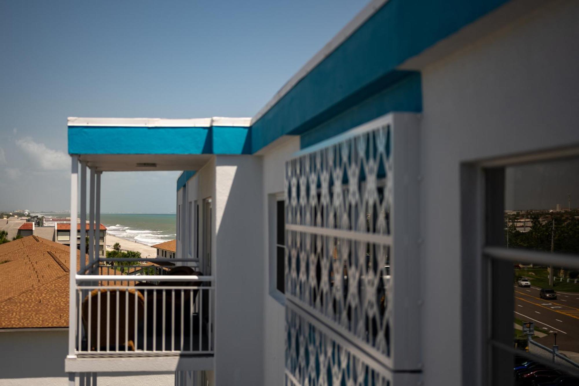 Oceanfront Beach House, Satellite Beach Szoba fotó